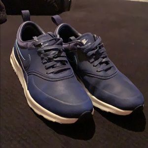 Nike Air max Thea. Navy blue. Size 6.5